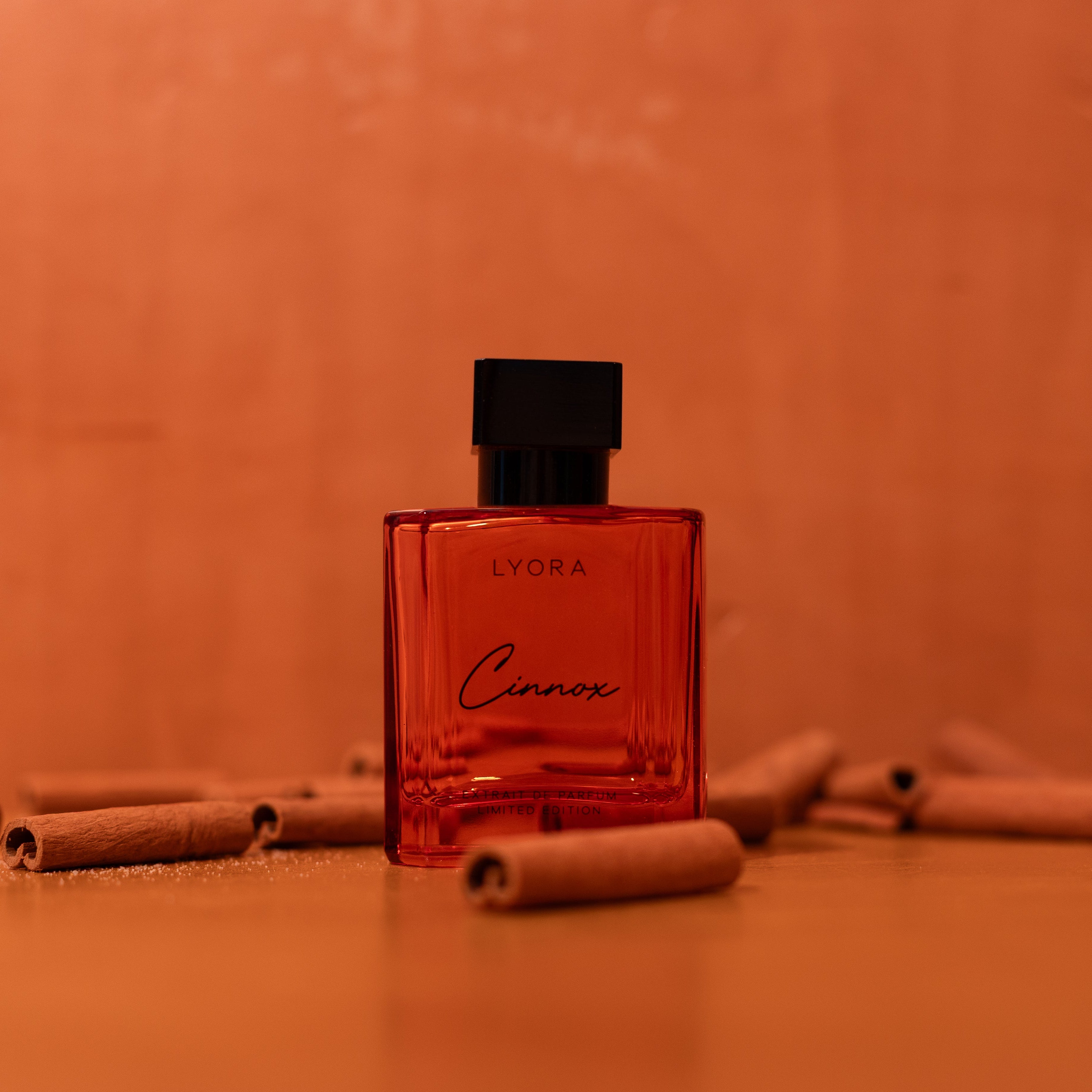 LYORA CINNOX - LIMITED EDITION